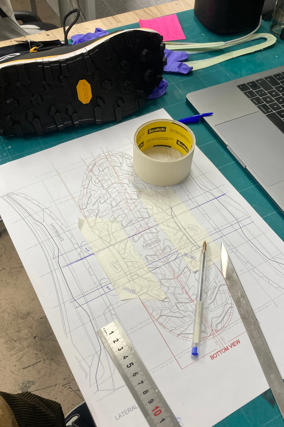 Technical drawing showing the outsole and lug pattern design of the hiking boot.