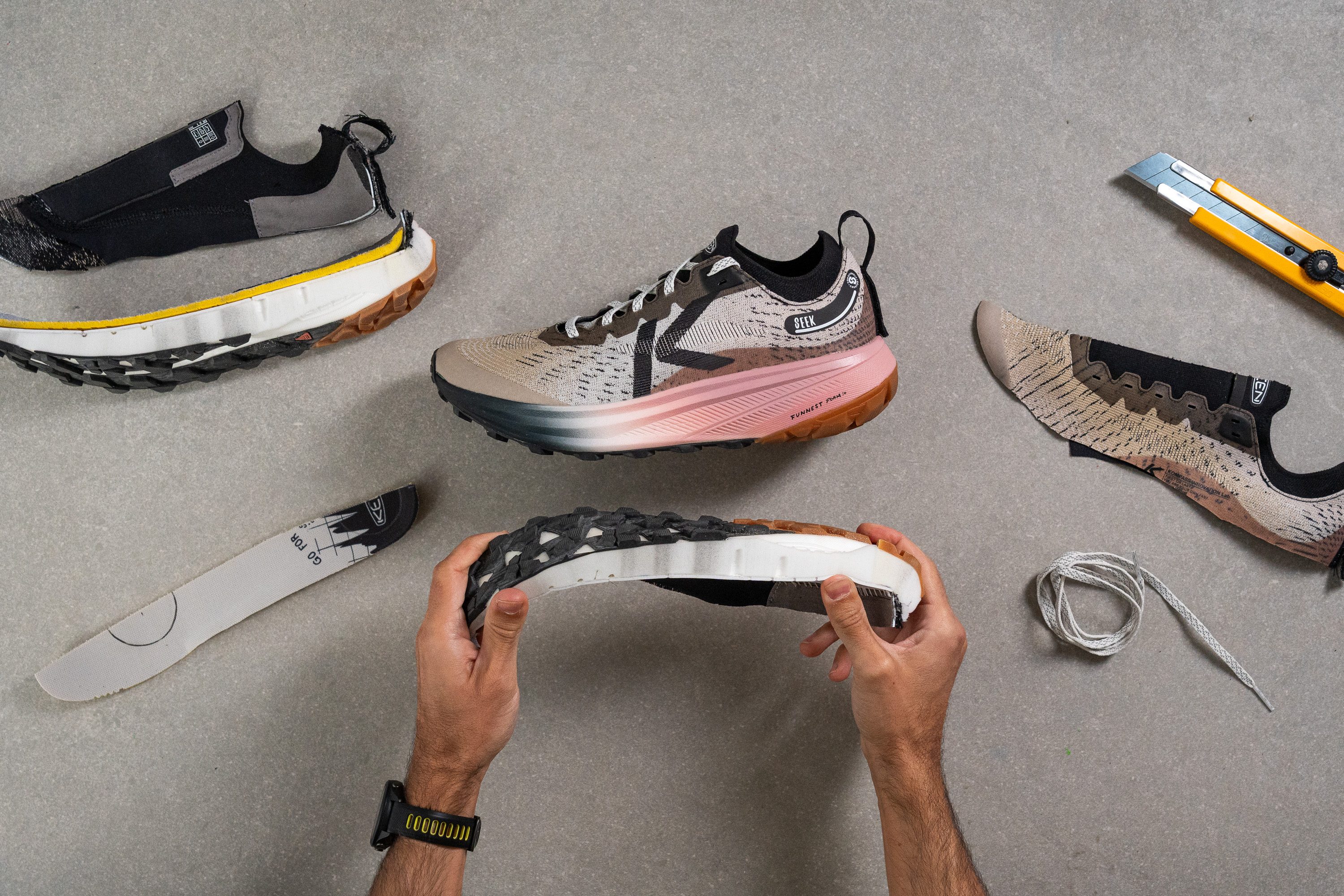 Breakdown of the internal components and EcoEnd midsole layers of the KEEN Seek.
