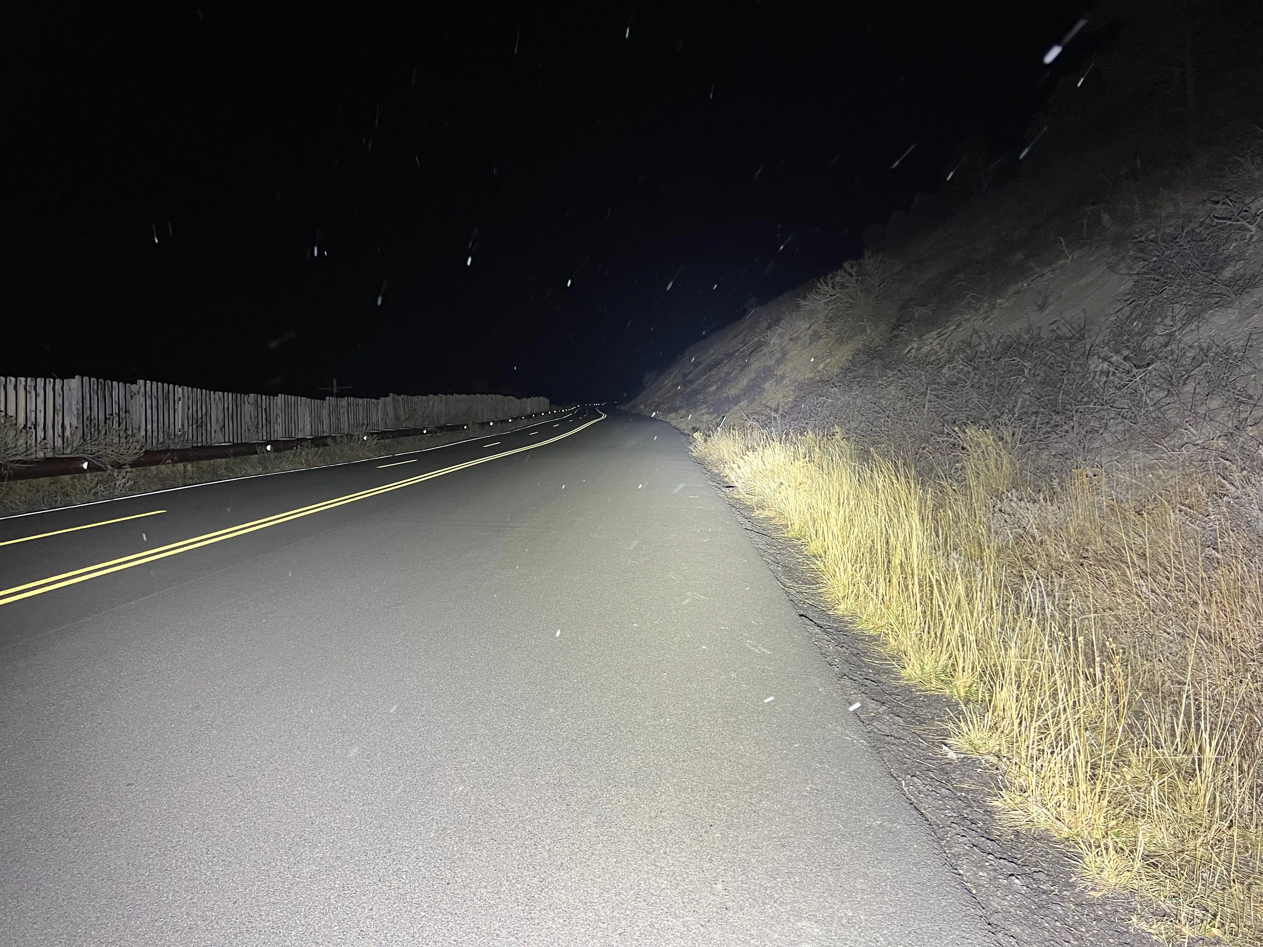 The Imalent SR32 lighting up an entire mountain side on turbo mode.